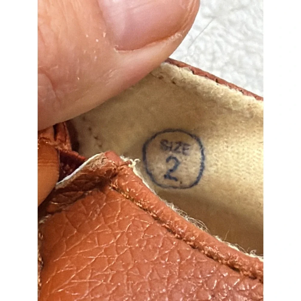 Lucky Brand Crib Shoes Girls Size 2 Cognac Brown Satin Bow Mary Jane Soft Sole